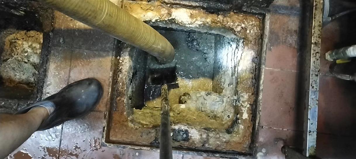 漳州污水池清理一般都有毒气，怎么预防中毒呢？